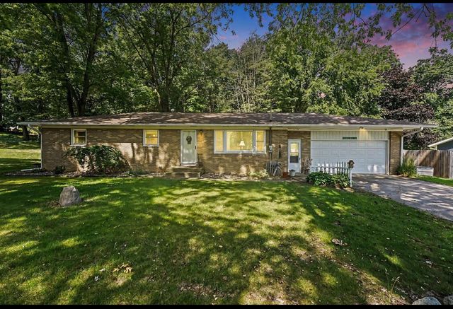 7114 Kay Drive, Greenville, MI 48838