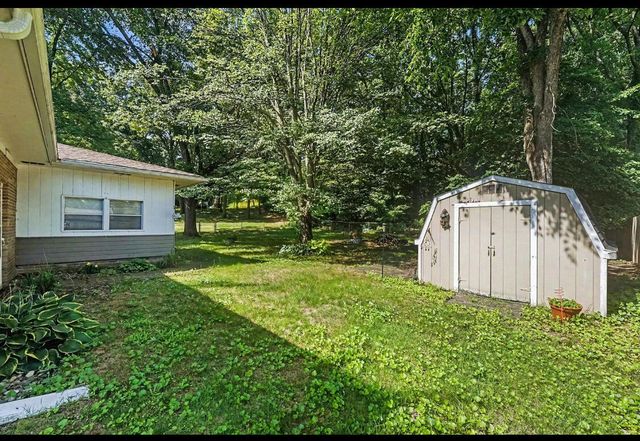 7114 Kay Drive, Greenville, MI 48838
