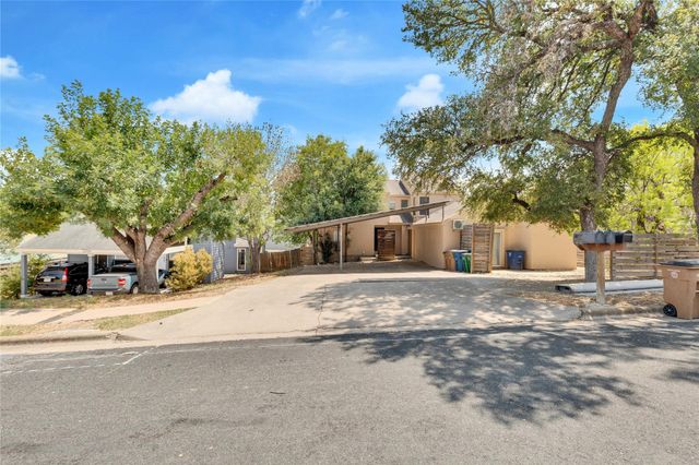 6711 Deatonhill DR A, Austin, TX 78745