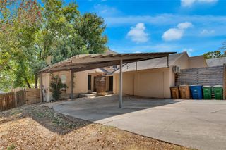 6711 Deatonhill DR A, Austin, TX 78745