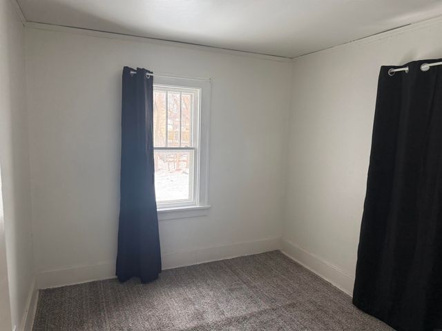 303 E Arlington Street, Waterloo, IA 50703