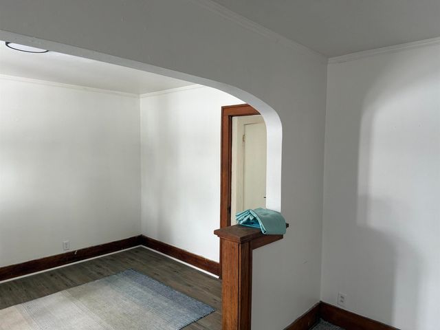 303 E Arlington Street, Waterloo, IA 50703