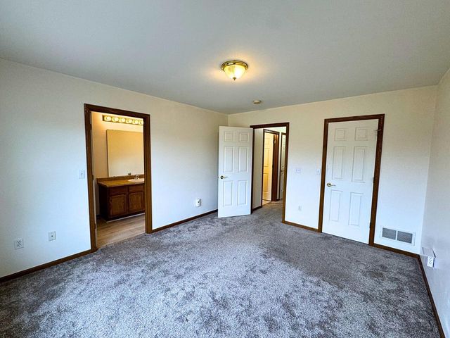 141 Betzer ROAD, Delavan, WI 53115