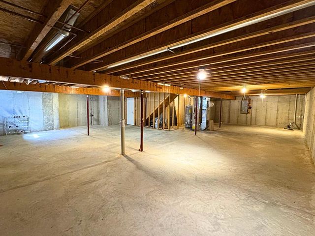 141 Betzer ROAD, Delavan, WI 53115