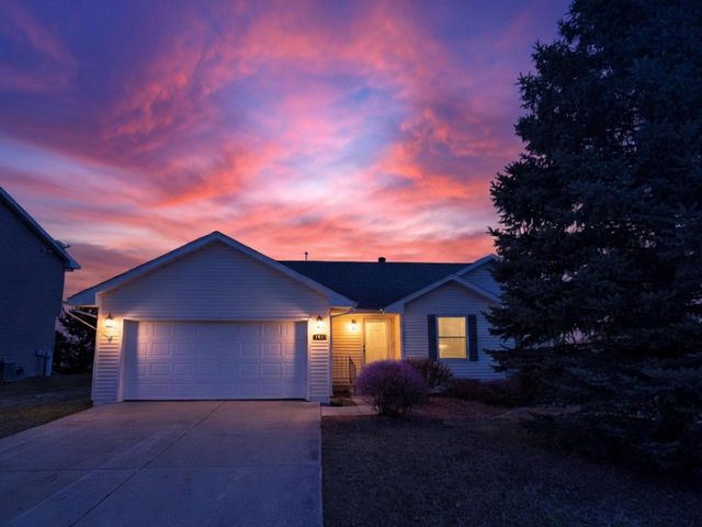 141 Betzer ROAD, Delavan, WI 53115