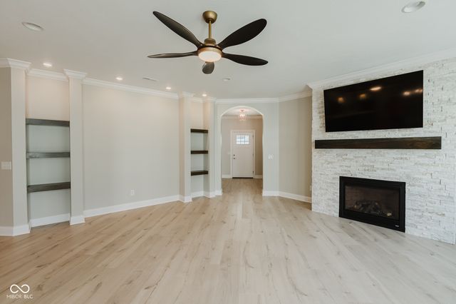 11434 Neptune Drive, Fishers, IN 46040