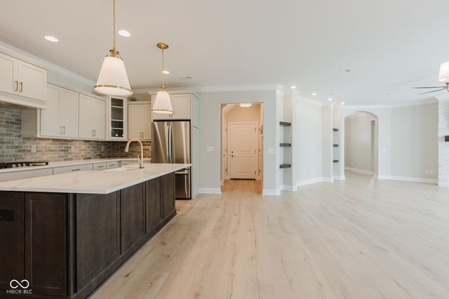 11434 Neptune Drive, Fishers, IN 46040