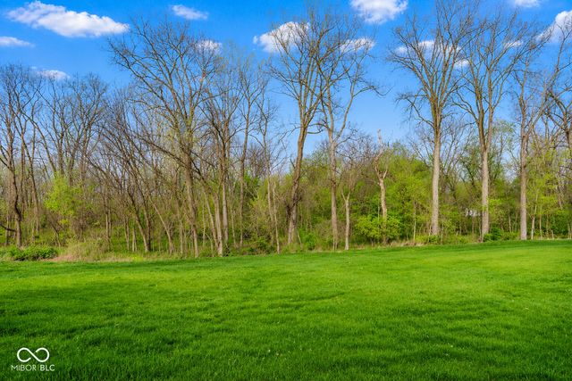 11434 Neptune Drive, Fishers, IN 46040