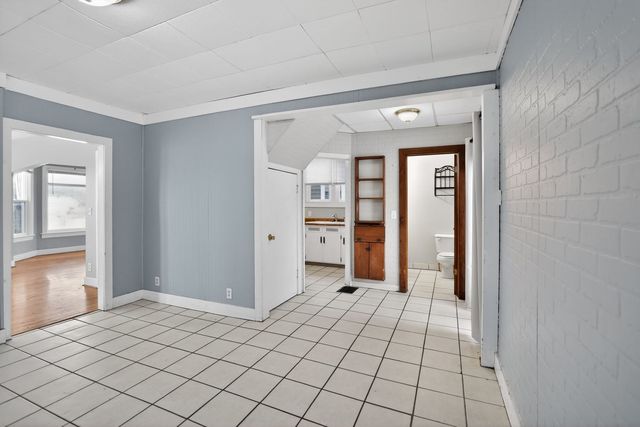 1250 W American Street, Freeport, IL 61032