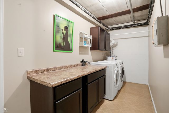 2608 E 2nd Street C, Bloomington, IN 47401