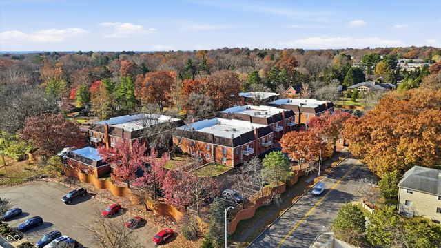 2608 E 2nd Street C, Bloomington, IN 47401