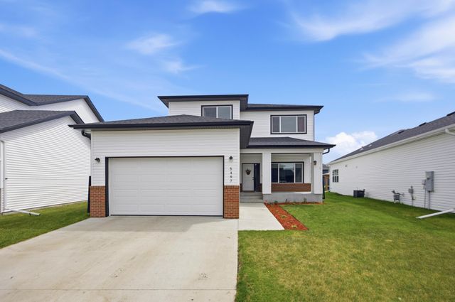 5497 11th Street W, West Fargo, ND 58078