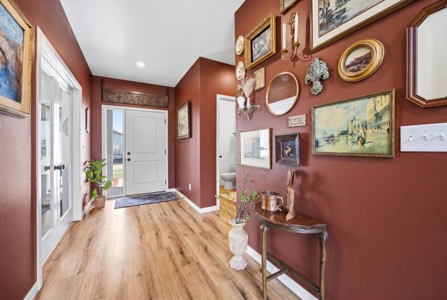 5497 11th Street W, West Fargo, ND 58078