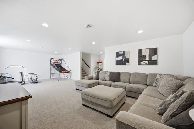 5497 11th Street W, West Fargo, ND 58078