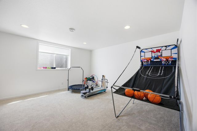 5497 11th Street W, West Fargo, ND 58078