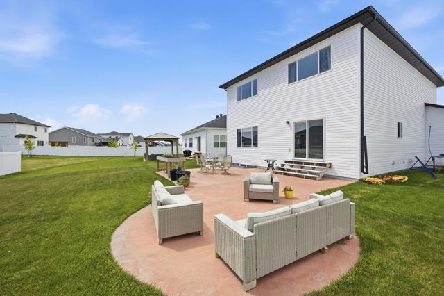 5497 11th Street W, West Fargo, ND 58078