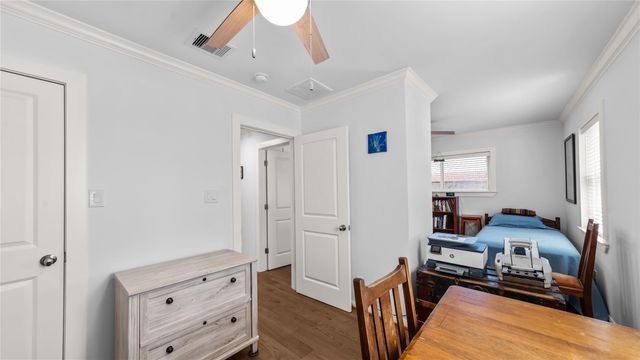 5630 Sylmar Road, Houston, TX 77081