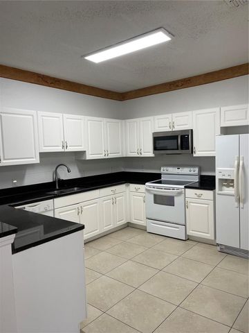 3157 SUN LAKE COURT A, Kissimmee, FL 34747