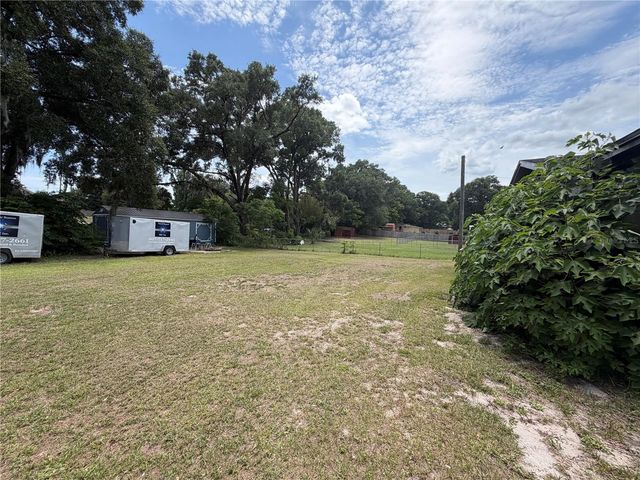 1710 HOLLY BLVD, Deland, FL 32720