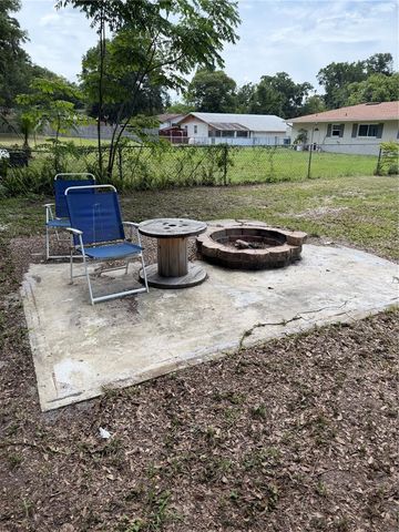 1710 HOLLY BLVD, Deland, FL 32720