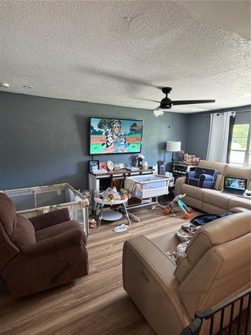 1710 HOLLY BLVD, Deland, FL 32720