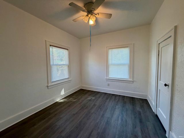 1317 College Street, South Bend, IN 46628