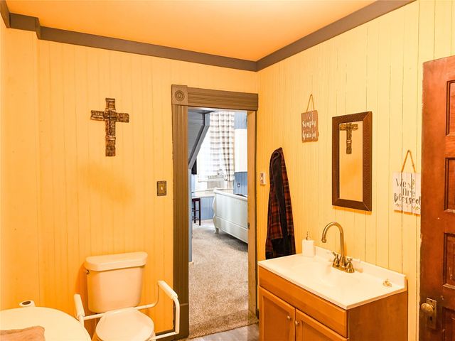 711 W 6th Street, Cisco, TX 76437