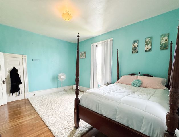 711 W 6th Street, Cisco, TX 76437