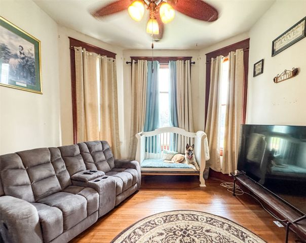 711 W 6th Street, Cisco, TX 76437