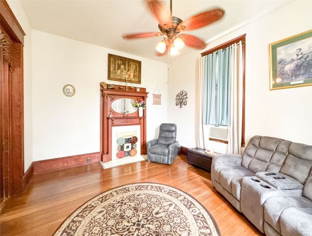711 W 6th Street, Cisco, TX 76437