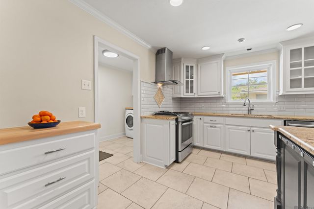 5920 Forsythia Ave, Baton Rouge, LA 70808