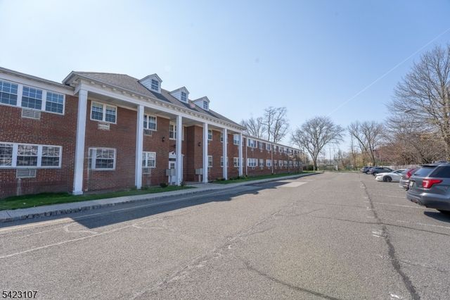 530 Park Ave 202, Scotch Plains Twp., NJ 07076