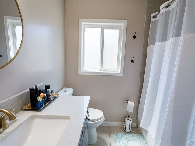 7722 Bairnsdale, Downey, CA 90240
