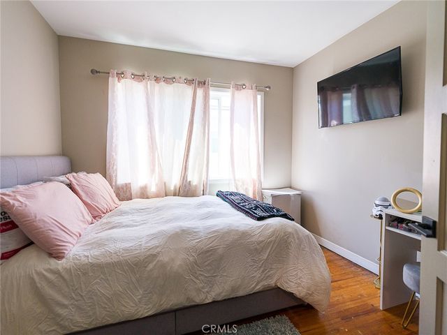 7722 Bairnsdale, Downey, CA 90240