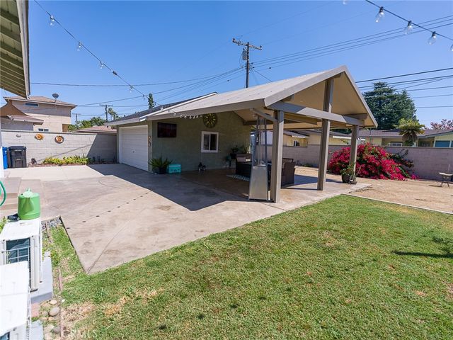7722 Bairnsdale, Downey, CA 90240
