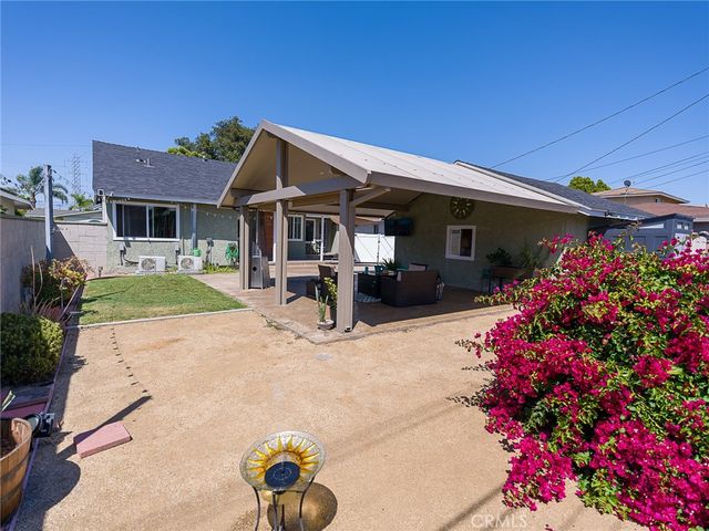 7722 Bairnsdale, Downey, CA 90240