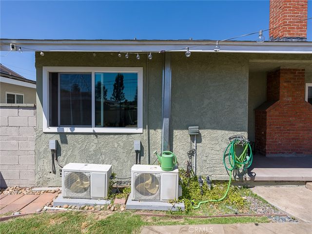 7722 Bairnsdale, Downey, CA 90240