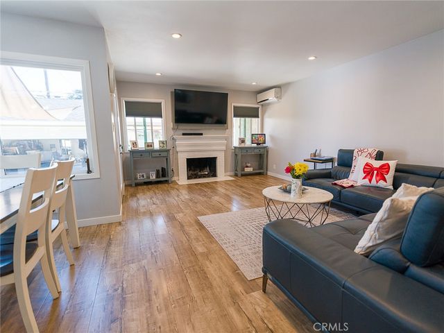 7722 Bairnsdale, Downey, CA 90240
