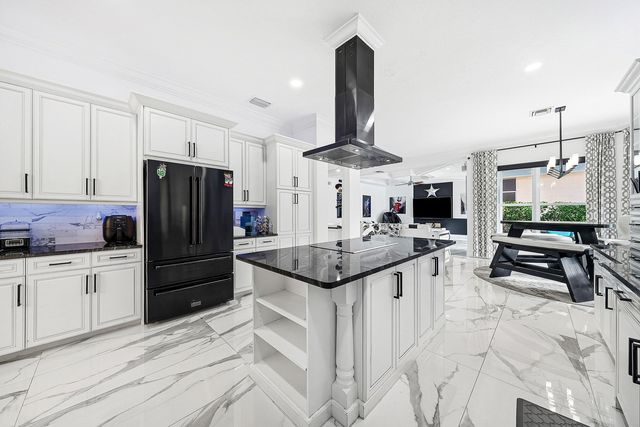 9232 Pineville Drive, Lake Worth, FL 33467