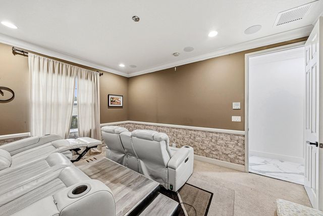 9232 Pineville Drive, Lake Worth, FL 33467