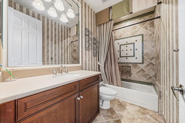 9232 Pineville Drive, Lake Worth, FL 33467