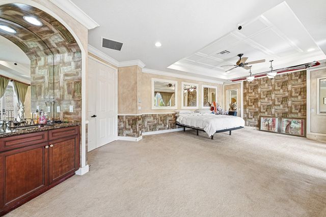 9232 Pineville Drive, Lake Worth, FL 33467