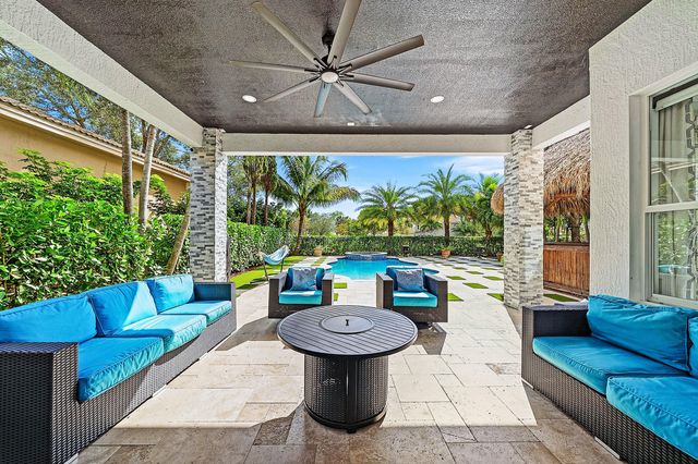 9232 Pineville Drive, Lake Worth, FL 33467