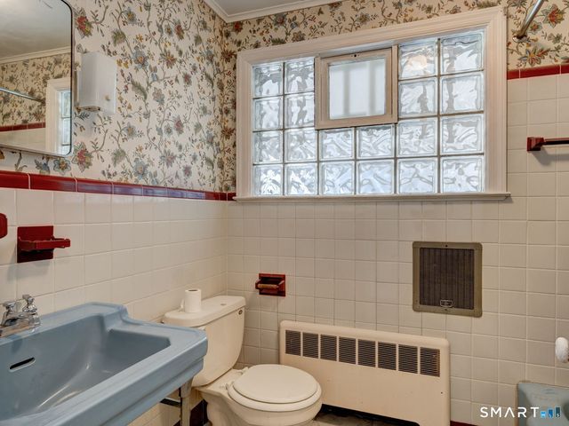 176 Stearns Street, Bristol, CT 06010