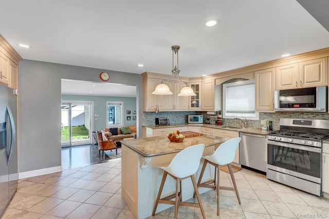 360 Westminster Road, Cedarhurst, NY 11516