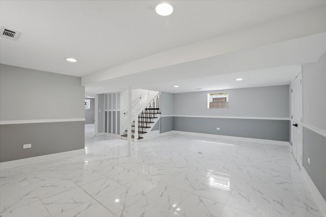 8641 S Kingston Avenue, Chicago, IL 60617