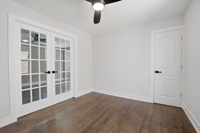 8641 S Kingston Avenue, Chicago, IL 60617