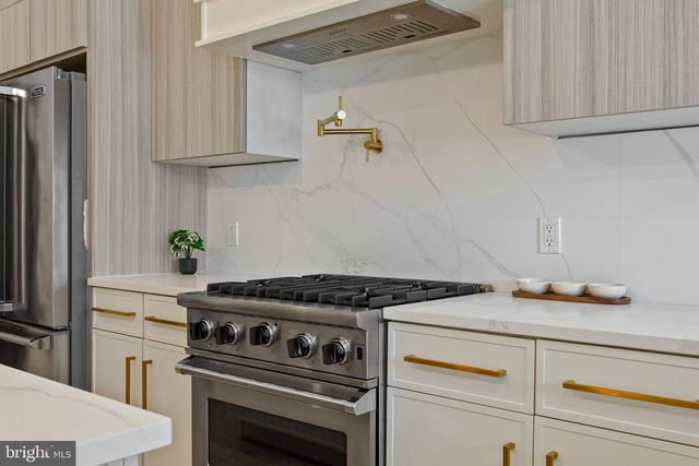 1146 N 3RD ST, Philadelphia, PA 19123