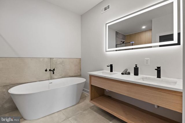 1146 N 3RD ST, Philadelphia, PA 19123