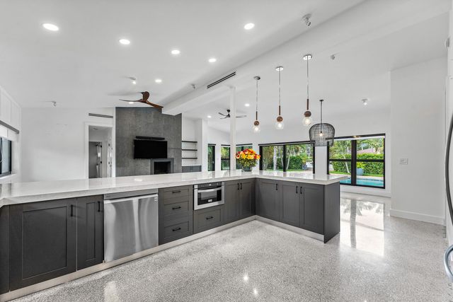 801 Solar Isle Drive, Fort Lauderdale, FL 33301